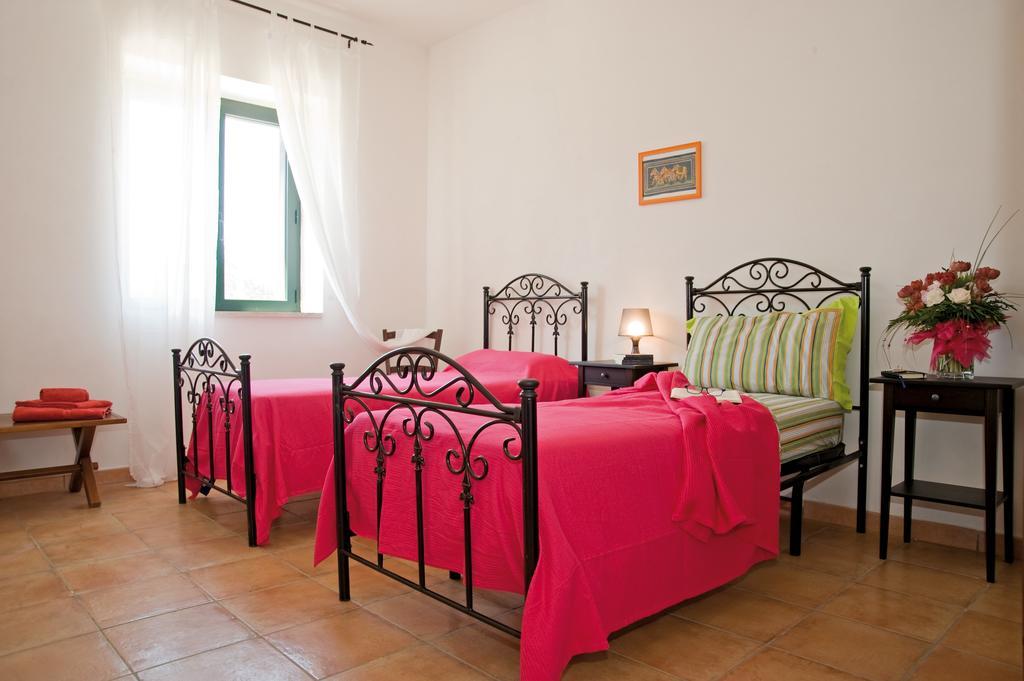 Tenuta Badessa Casalabate Rom bilde